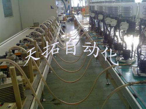 饮水机装配线